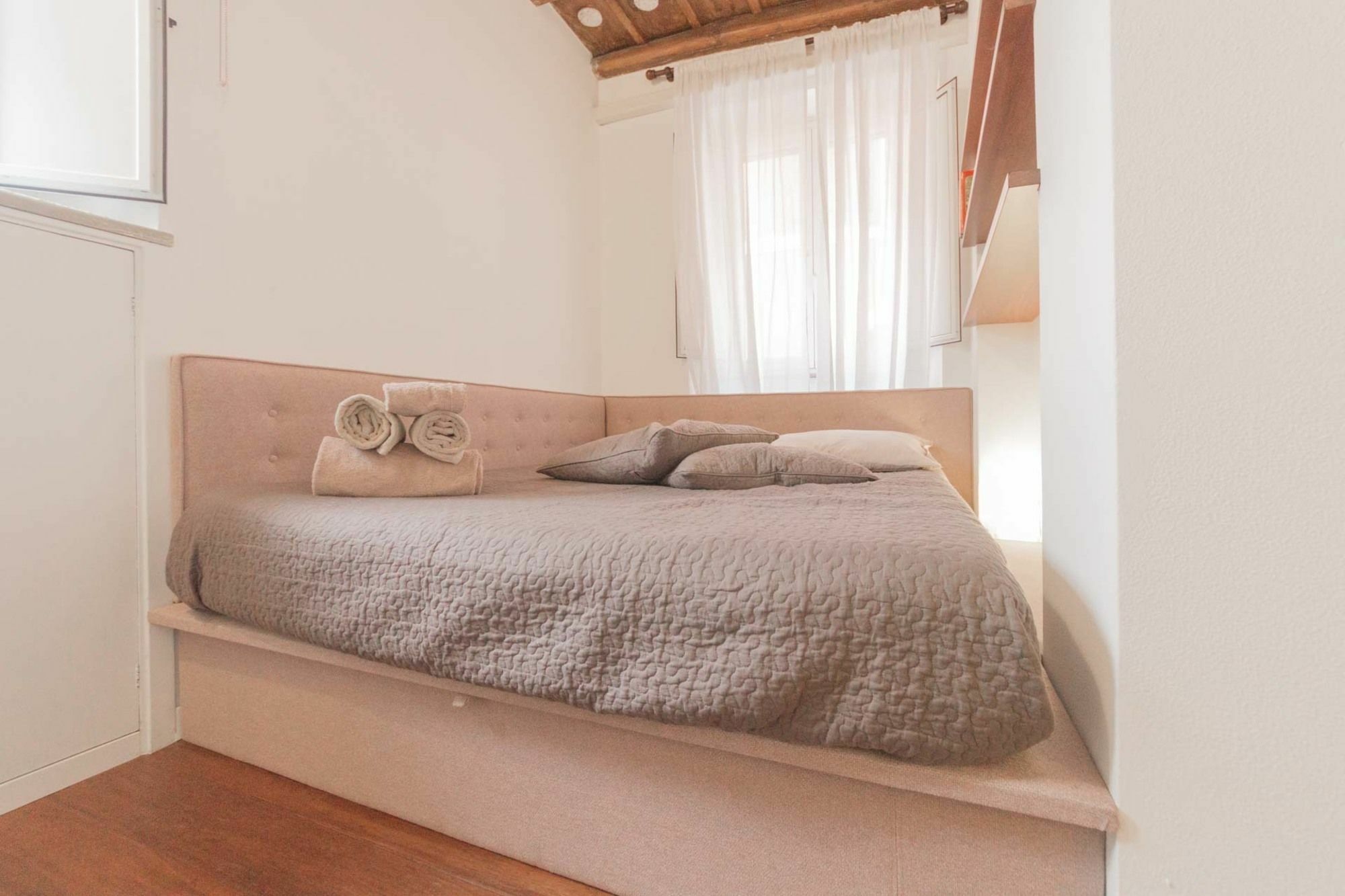 Panieri - Trastevere Apartment Рим Экстерьер фото