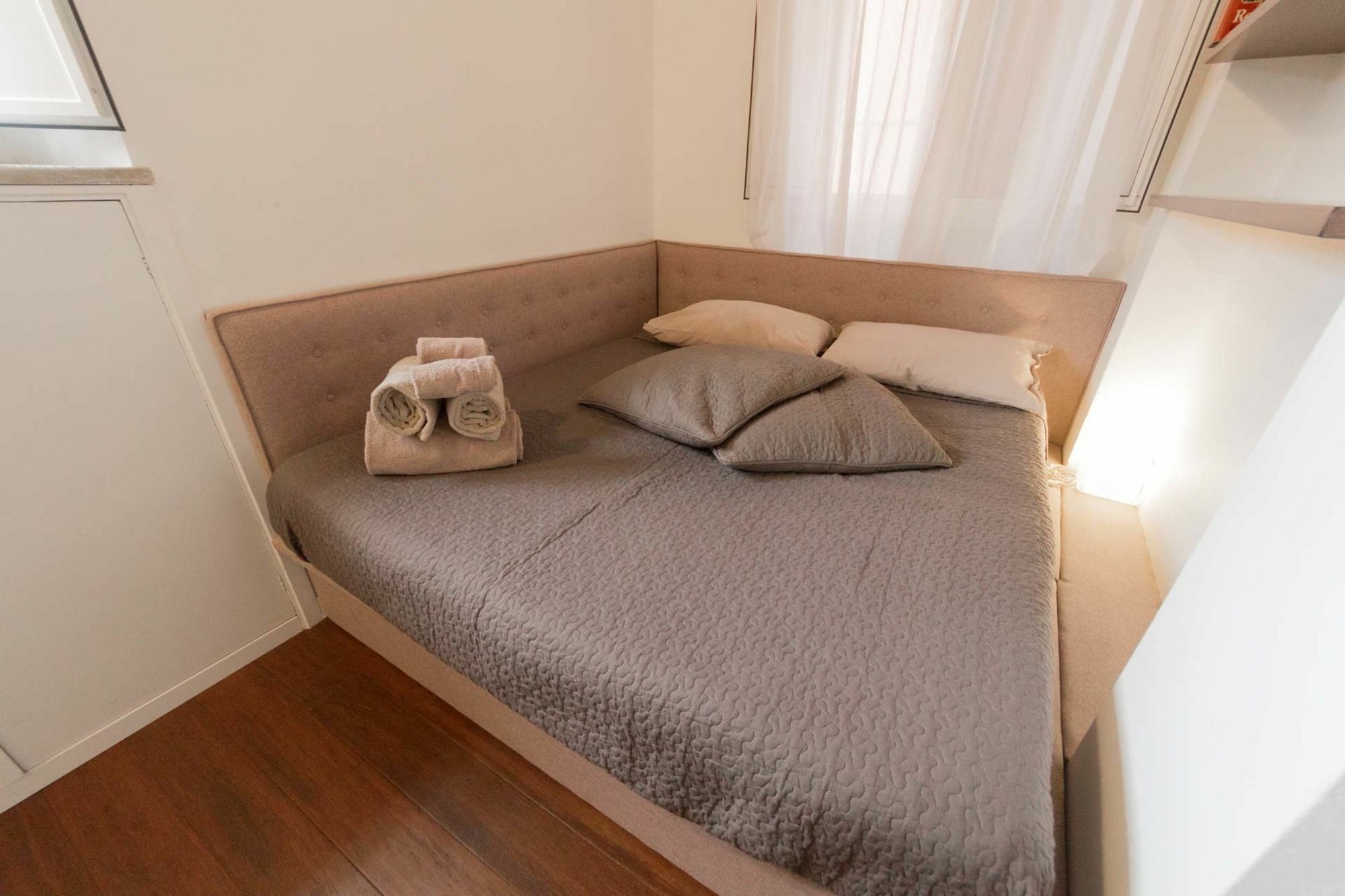 Panieri - Trastevere Apartment Рим Экстерьер фото